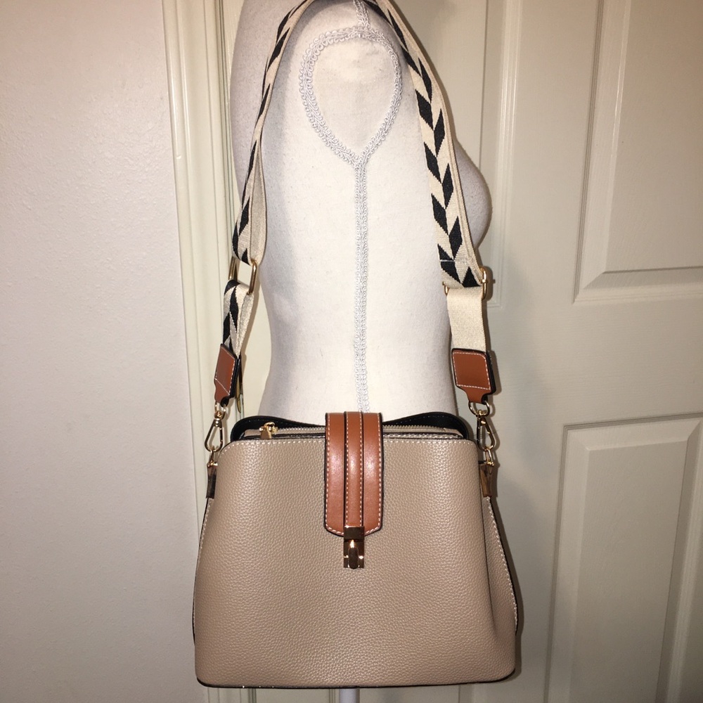 NWOT Faux Pebbled Leather Shoulder Bag
